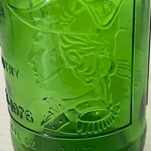 1976-1776 7UP BICENTENNIAL GREEN 16oz GLASS BOTTLE FATHER OR OUR COUNTRY